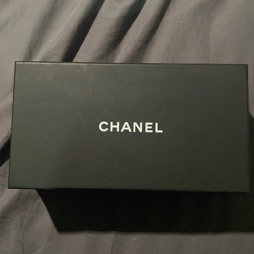 Chanel sunglasses box